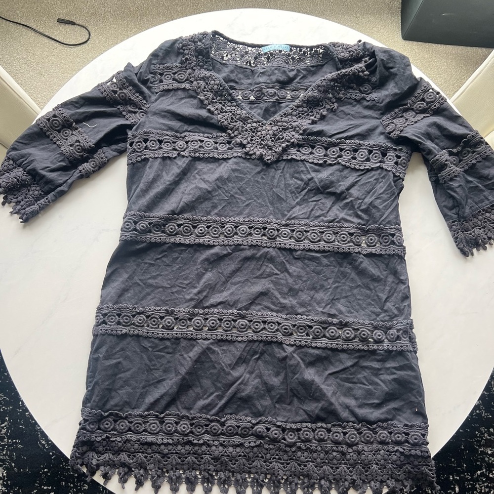 Black Lace-Trim Tunic Cover-up